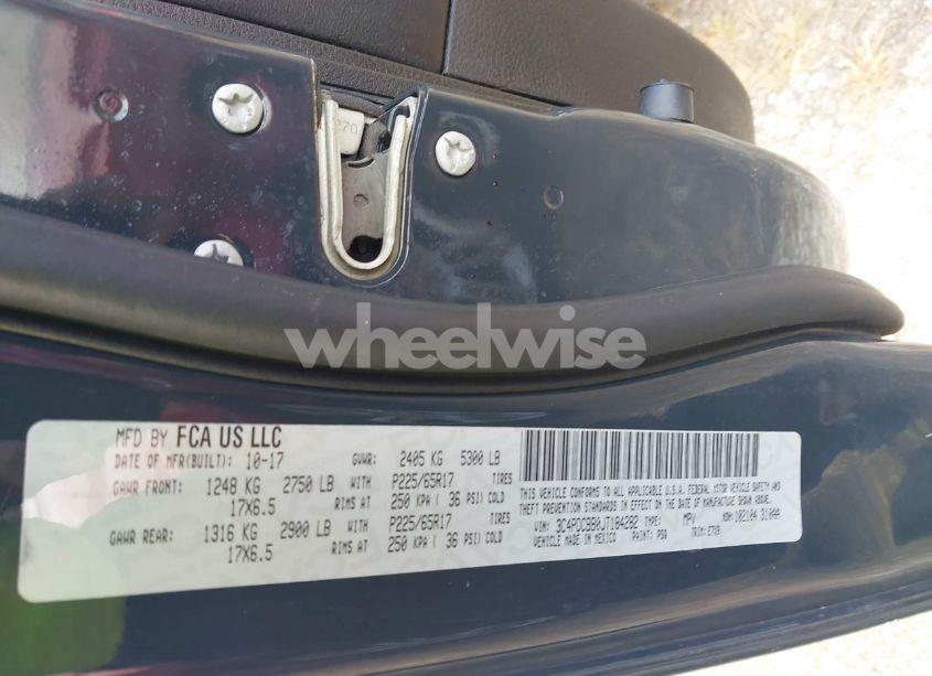 Photo 9 of 2018 Dodge Journey SXT (VIN 3C4PDCBB0JT184282)