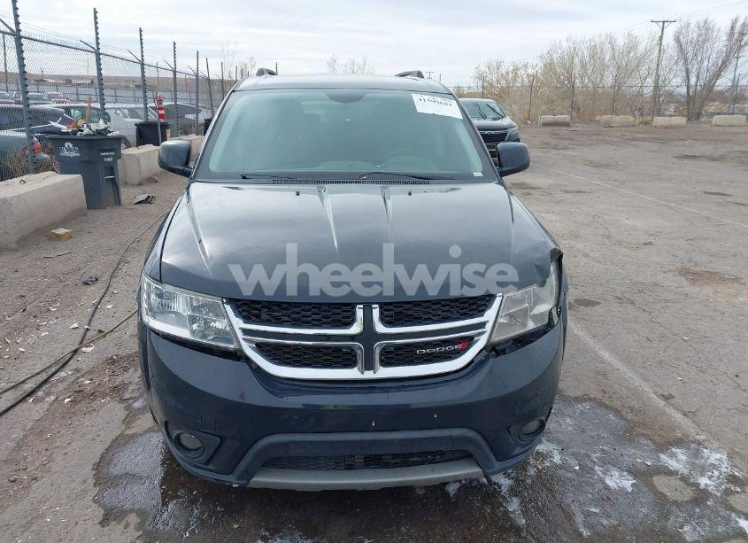 Photo 12 of 2018 Dodge Journey SXT (VIN 3C4PDCBB0JT243881)