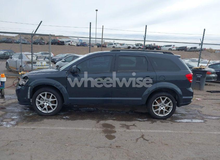Photo 14 of 2018 Dodge Journey SXT (VIN 3C4PDCBB0JT243881)