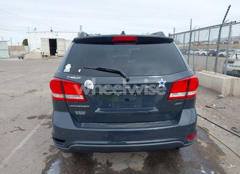 Photo 16 of 2018 Dodge Journey SXT (VIN 3C4PDCBB0JT243881)