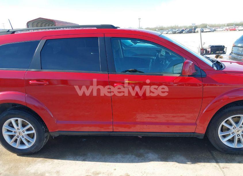 Photo 13 of 2019 Dodge Journey SE (VIN 3C4PDCBB0KT756257)