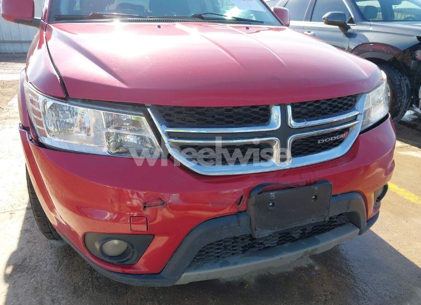 Photo 6 of 2019 Dodge Journey SE (VIN 3C4PDCBB0KT756257)