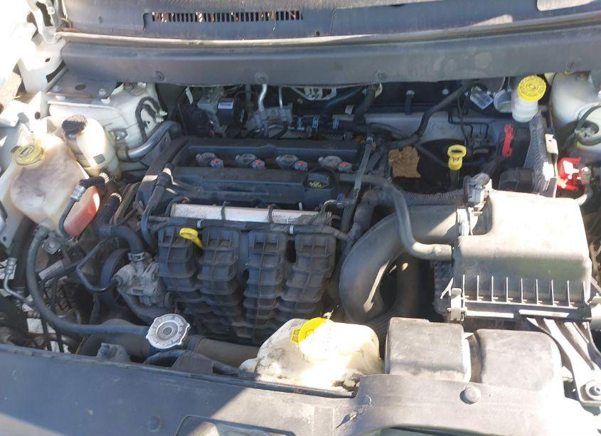 Photo 10 of 2019 Dodge Journey SE (VIN 3C4PDCBB0KT773172)