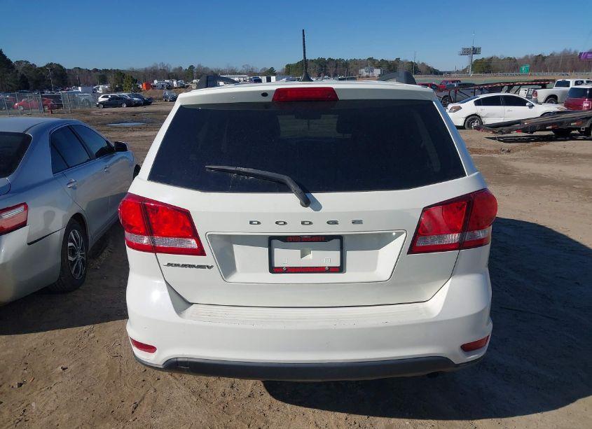 Photo 15 of 2019 Dodge Journey SE (VIN 3C4PDCBB0KT773172)