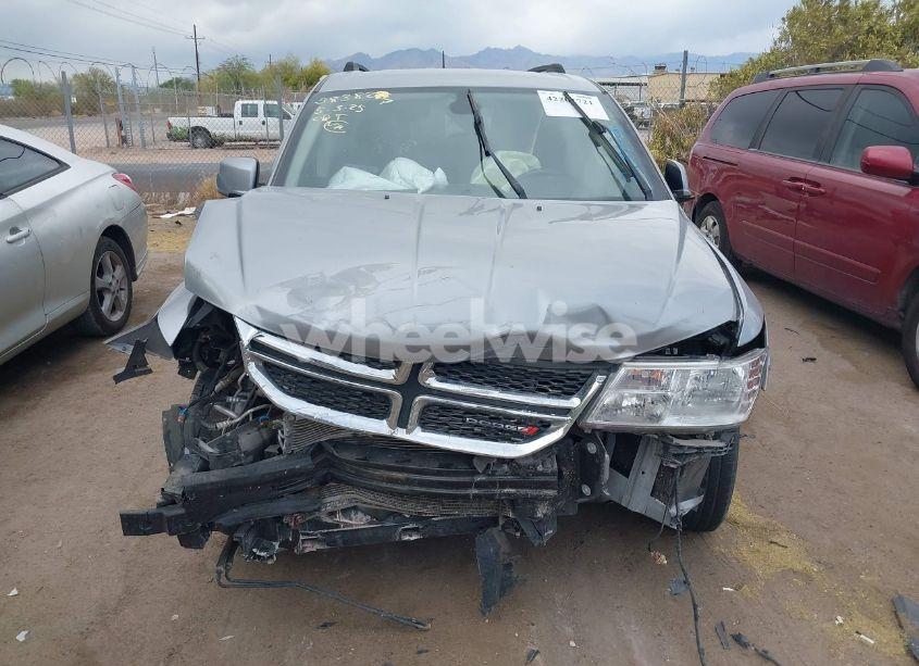 Photo 13 of 2019 Dodge Journey SE (VIN 3C4PDCBB0KT798928)