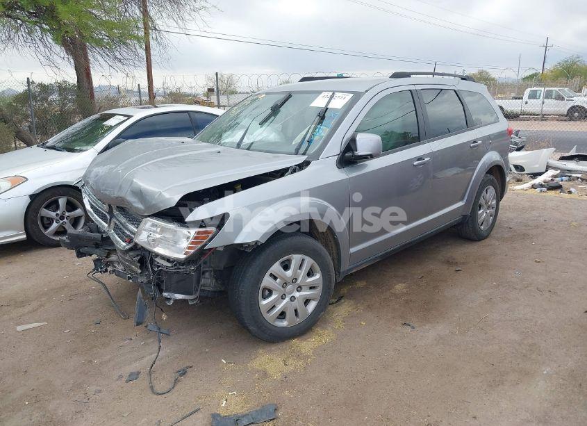 Photo 2 of 2019 Dodge Journey SE (VIN 3C4PDCBB0KT798928)
