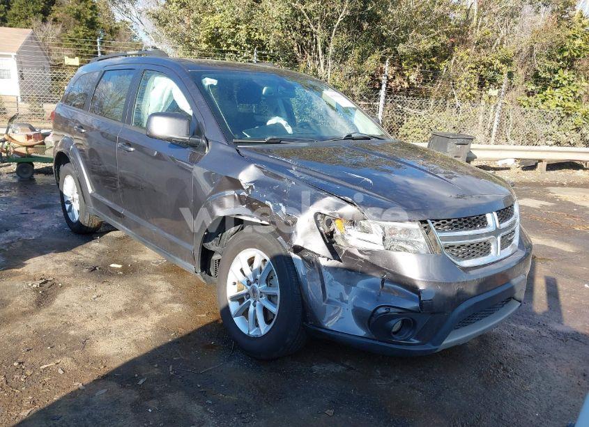 2019 Dodge Journey SE (VIN 3C4PDCBB0KT860036) main photo