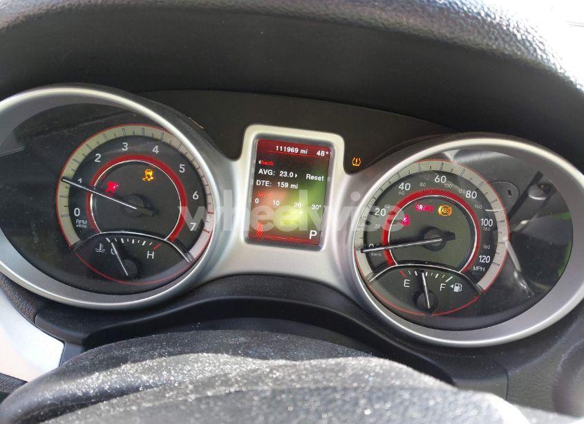 Photo 7 of 2019 Dodge Journey SE (VIN 3C4PDCBB0KT860036)