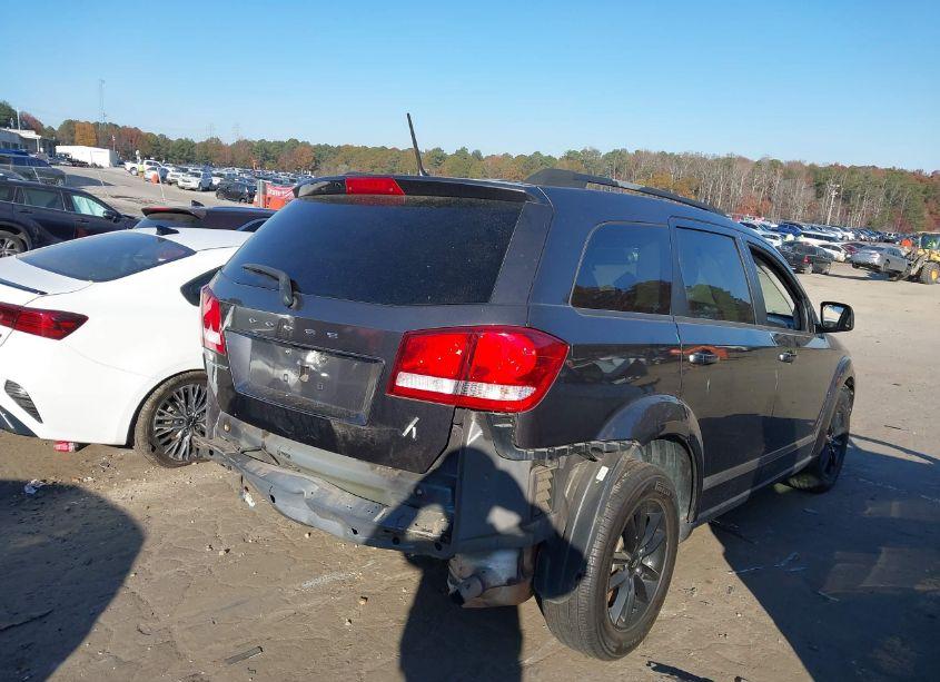 Photo 4 of 2019 Dodge Journey SE (VIN 3C4PDCBB0KT870839)