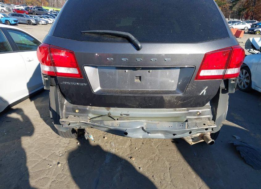 Photo 6 of 2019 Dodge Journey SE (VIN 3C4PDCBB0KT870839)