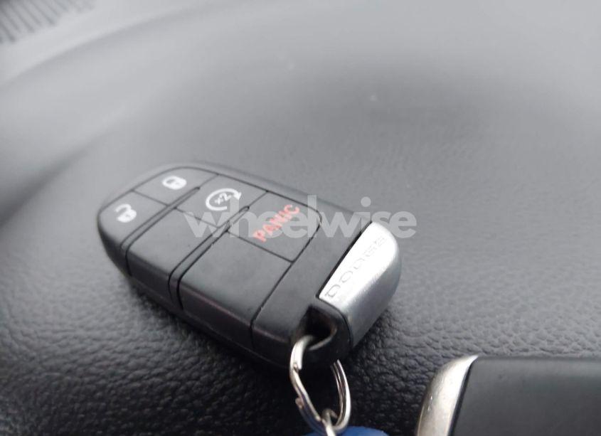 Photo 11 of 2013 Dodge Journey SXT (VIN 3C4PDCBB1DT565028)