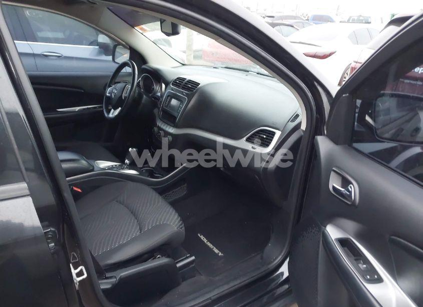 Photo 5 of 2013 Dodge Journey SXT (VIN 3C4PDCBB1DT565028)