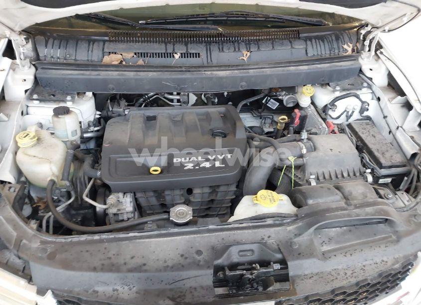 Photo 10 of 2014 Dodge Journey SXT (VIN 3C4PDCBB1ET160577)