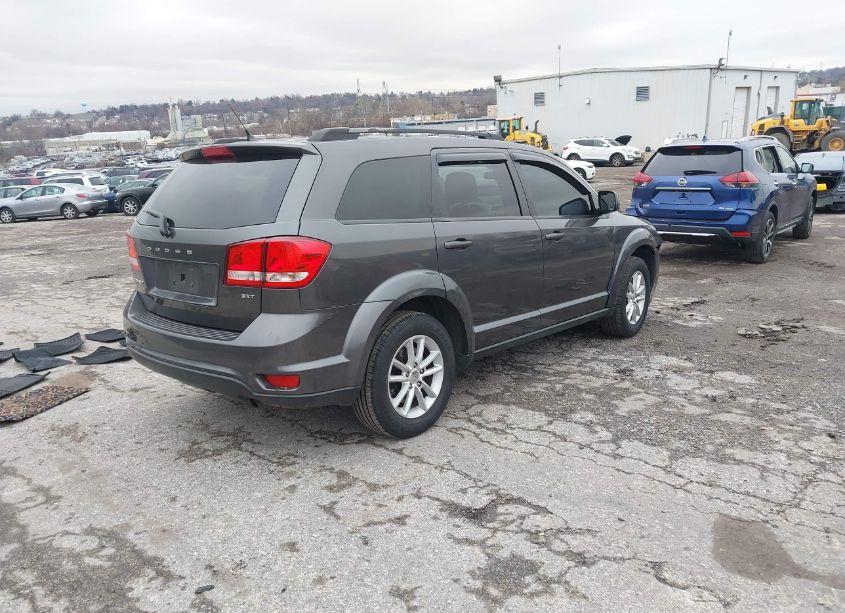 Photo 4 of 2014 Dodge Journey SXT (VIN 3C4PDCBB1ET166265)