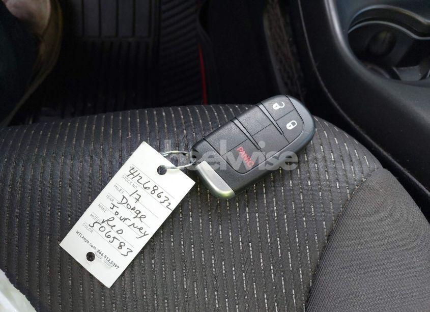 Photo 11 of 2017 Dodge Journey SXT (VIN 3C4PDCBB1HT506583)