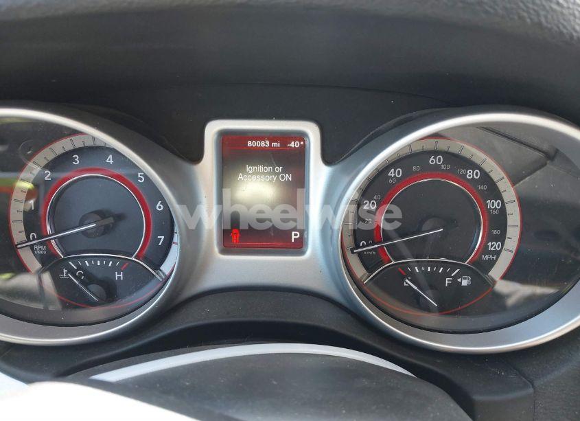 Photo 7 of 2018 Dodge Journey SXT (VIN 3C4PDCBB1JT277389)