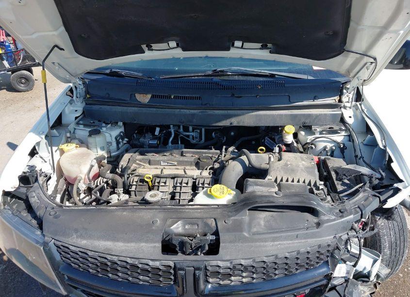 Photo 10 of 2019 Dodge Journey SE (VIN 3C4PDCBB1KT773732)