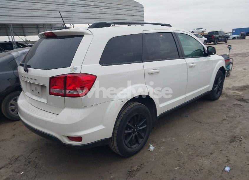 Photo 4 of 2019 Dodge Journey SE (VIN 3C4PDCBB1KT798842)