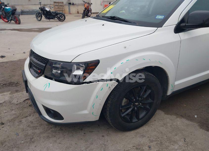 Photo 6 of 2019 Dodge Journey SE (VIN 3C4PDCBB1KT798842)