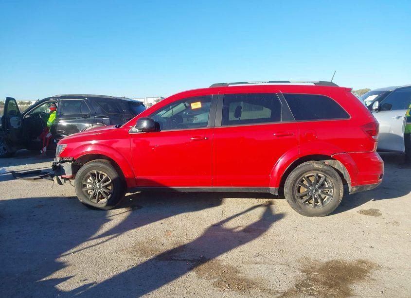 Photo 14 of 2019 Dodge Journey SE (VIN 3C4PDCBB1KT860384)