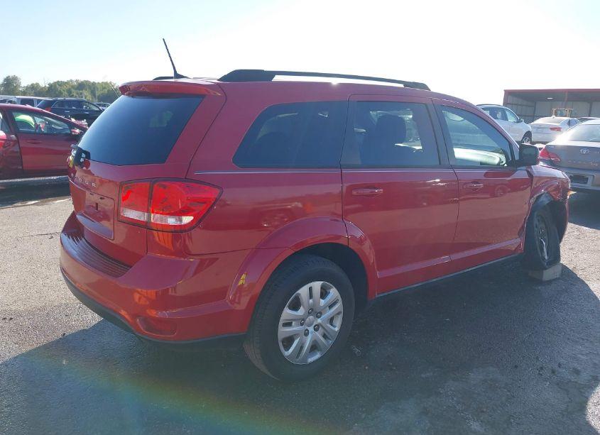 Photo 4 of 2019 Dodge Journey SE (VIN 3C4PDCBB1KT872969)