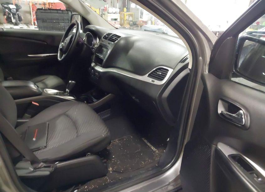 Photo 5 of 2012 Dodge Journey SXT (VIN 3C4PDCBB2CT394725)