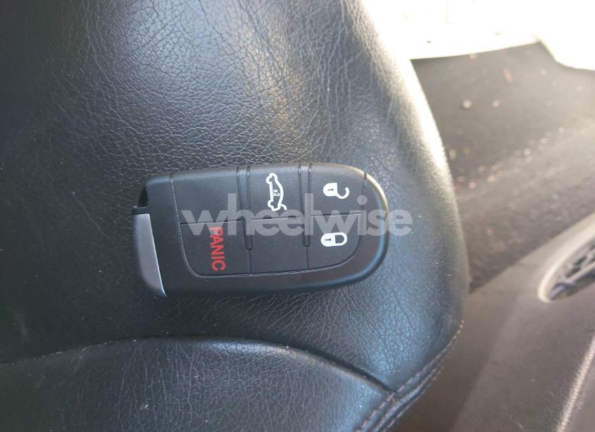 Photo 11 of 2016 Dodge Journey SXT (VIN 3C4PDCBB2GT104781)