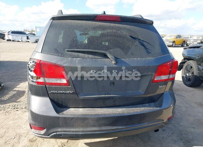 Photo 17 of 2016 Dodge Journey SXT (VIN 3C4PDCBB2GT104781)