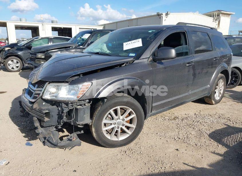 Photo 2 of 2016 Dodge Journey SXT (VIN 3C4PDCBB2GT104781)