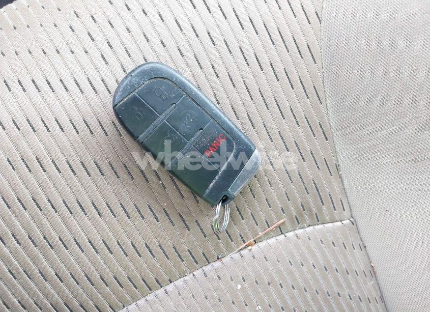 Photo 11 of 2016 Dodge Journey SXT (VIN 3C4PDCBB2GT118809)