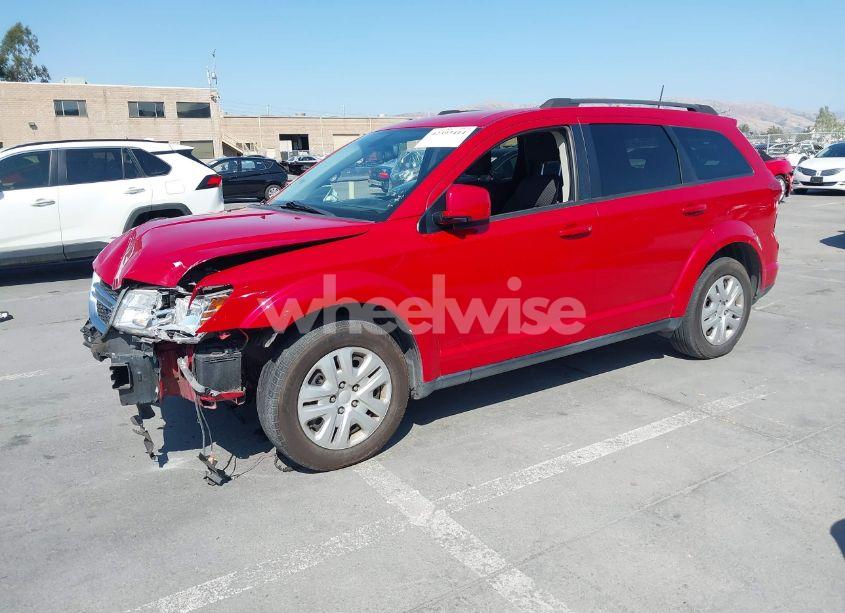 Photo 2 of 2019 Dodge Journey SE (VIN 3C4PDCBB2KT798672)
