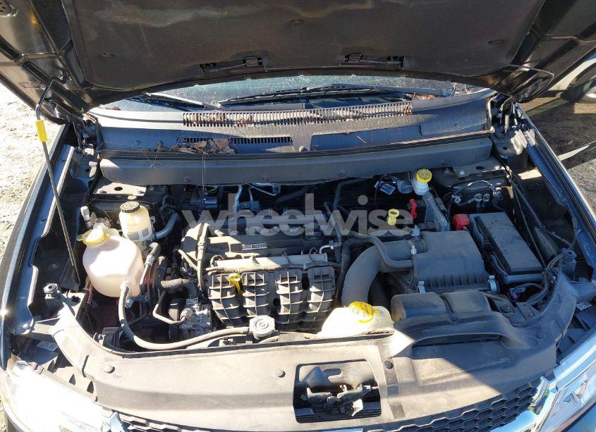 Photo 10 of 2019 Dodge Journey SE (VIN 3C4PDCBB2KT859227)