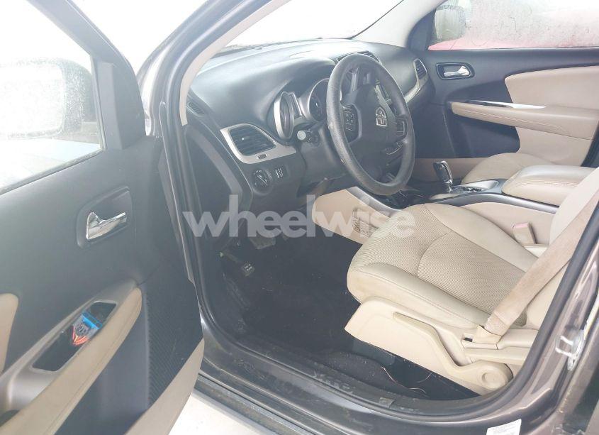 Photo 5 of 2014 Dodge Journey SXT (VIN 3C4PDCBB3ET144042)