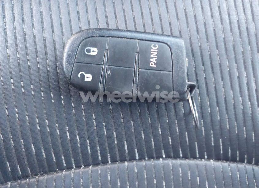 Photo 11 of 2015 Dodge Journey SXT (VIN 3C4PDCBB3FT591178)