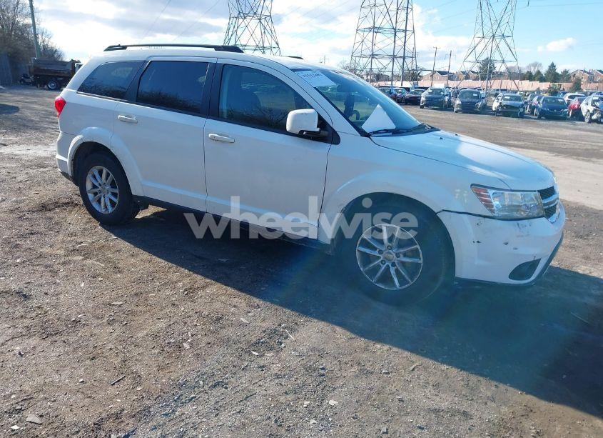 2016 Dodge Journey SXT (VIN 3C4PDCBB3GT174712) main photo