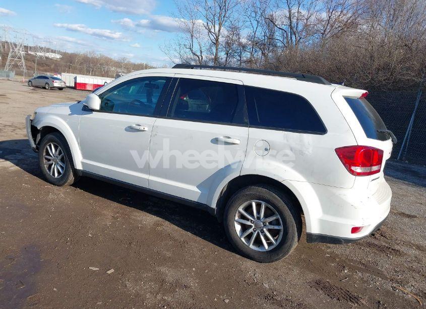 Photo 3 of 2016 Dodge Journey SXT (VIN 3C4PDCBB3GT174712)