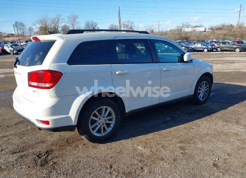 Photo 4 of 2016 Dodge Journey SXT (VIN 3C4PDCBB3GT174712)