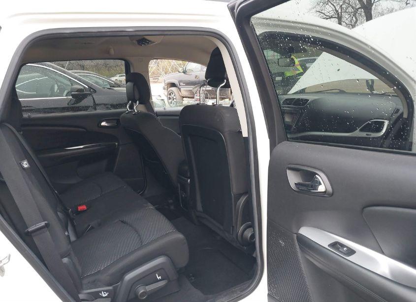 Photo 8 of 2016 Dodge Journey SXT (VIN 3C4PDCBB3GT202105)
