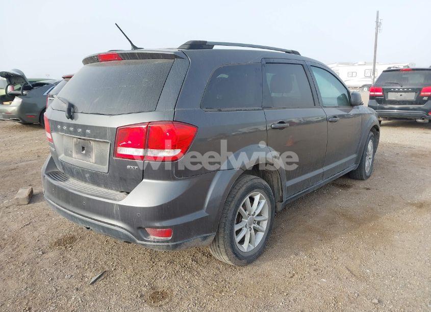 Photo 4 of 2017 Dodge Journey SXT (VIN 3C4PDCBB3HT670224)