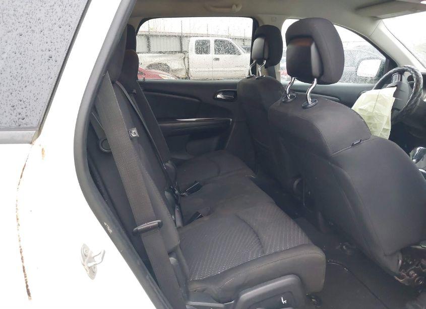 Photo 8 of 2019 Dodge Journey SE (VIN 3C4PDCBB3KT718568)