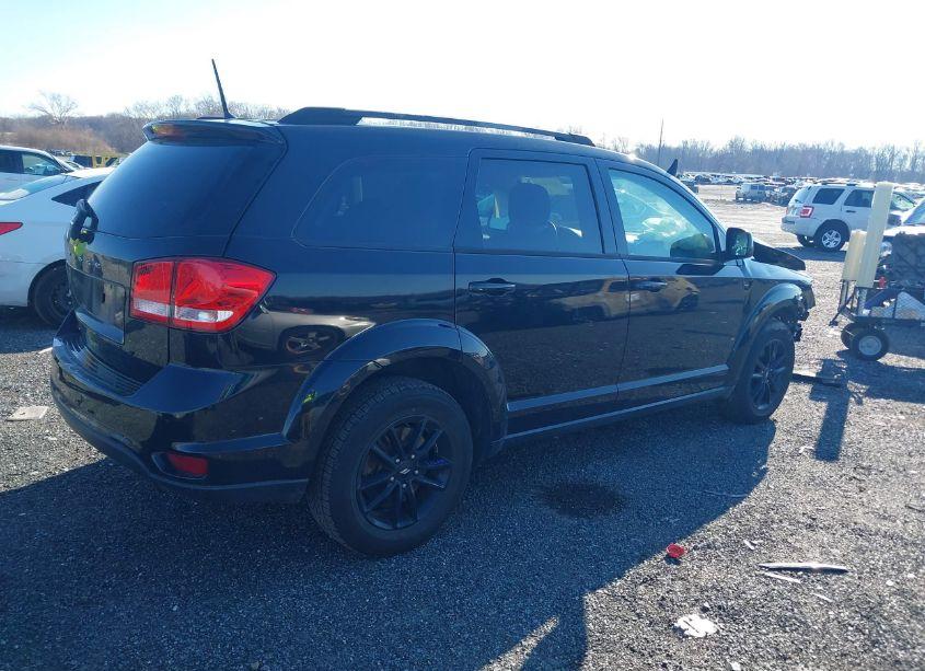 Photo 4 of 2019 Dodge Journey SE (VIN 3C4PDCBB3KT779077)