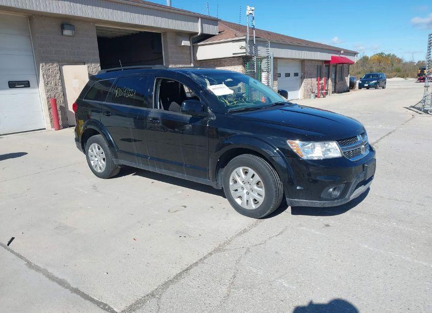 2019 Dodge Journey SE (VIN 3C4PDCBB3KT841478) main photo