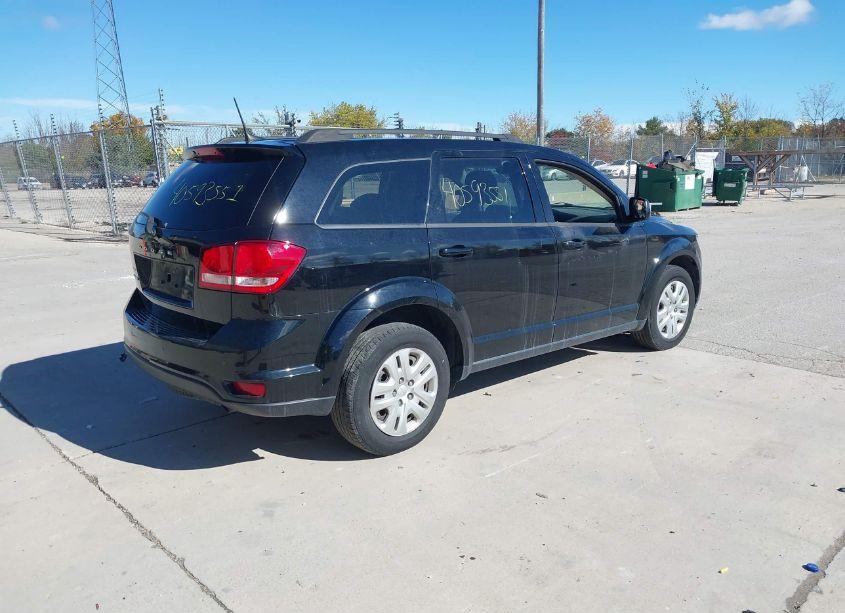 Photo 4 of 2019 Dodge Journey SE (VIN 3C4PDCBB3KT841478)
