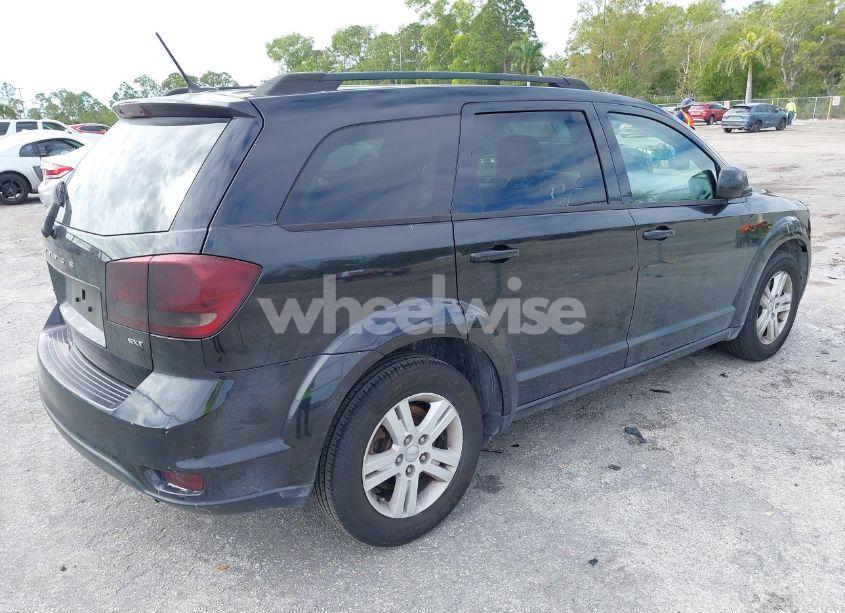 Photo 4 of 2012 Dodge Journey SXT (VIN 3C4PDCBB4CT331464)