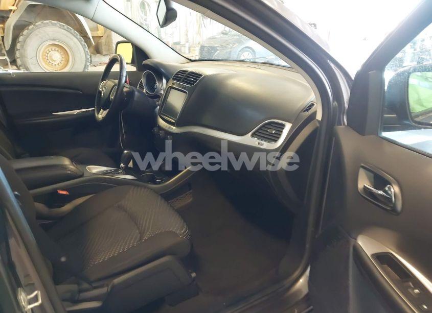 Photo 5 of 2014 Dodge Journey SXT (VIN 3C4PDCBB4ET258969)