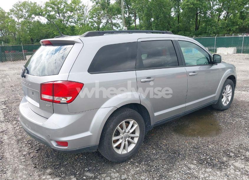 Photo 4 of 2015 Dodge Journey SXT (VIN 3C4PDCBB4FT564359)