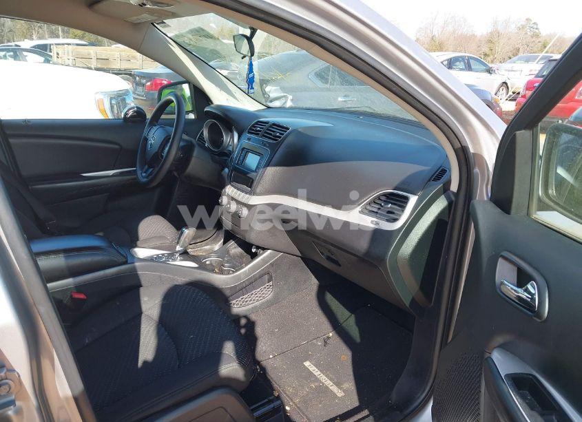 Photo 5 of 2016 Dodge Journey SXT (VIN 3C4PDCBB4GT191406)