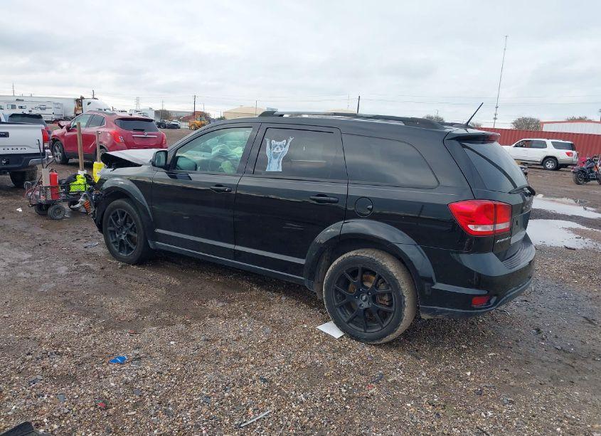 Photo 3 of 2018 Dodge Journey SXT (VIN 3C4PDCBB4JT141452)