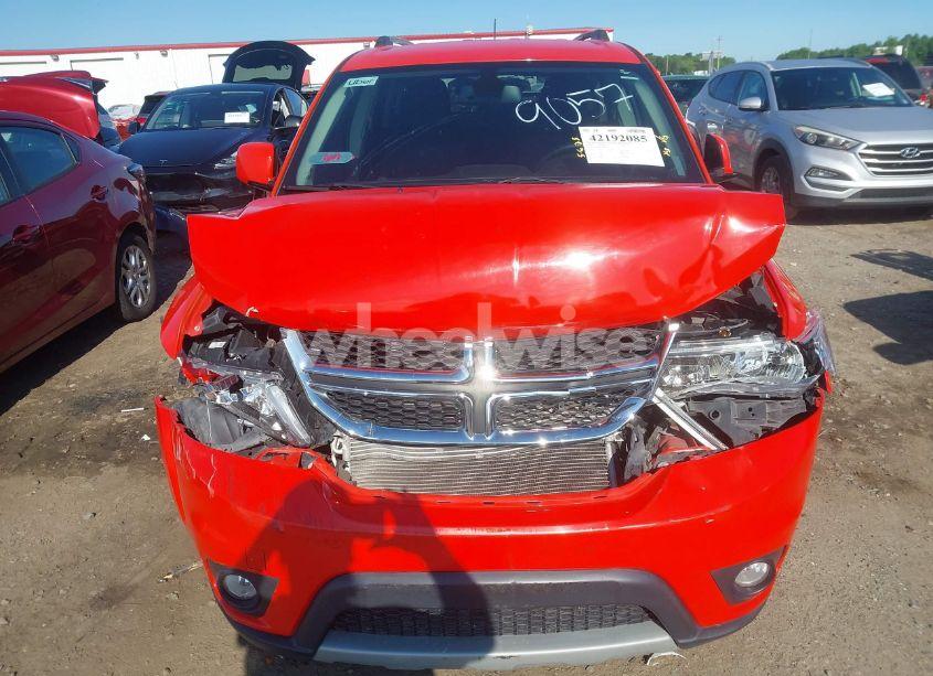 Photo 12 of 2018 Dodge Journey SXT (VIN 3C4PDCBB4JT449057)