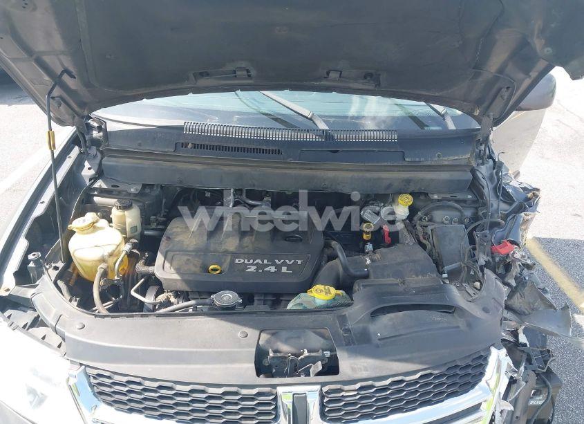 Photo 10 of 2014 Dodge Journey SXT (VIN 3C4PDCBB5ET180718)